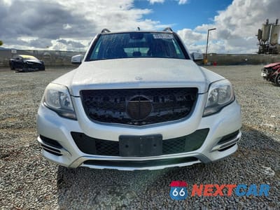 Piąte zdjęcie samochodu w środku: 2015 MERCEDES-BENZ GLK 350 4MATIC VIN:WDCGG8JBXFG417869 - miniatura
