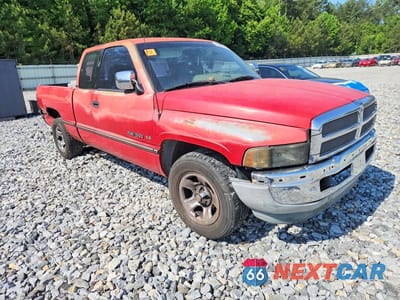 Czwarte zdjęcie samochodu z boku: 1996 DODGE RAM 1500 VIN:3B7HC13Y1TM159578 - miniatura