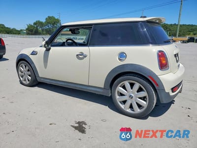 Drugie zdjęcie samochodu z przodu: 2010 MINI COOPER S VIN:WMWMF7C52ATZ71627 - miniatura