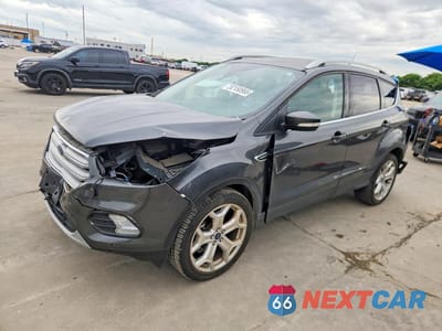 2019 FORD ESCAPE TITANIUM 1FMCU9J90KUB59143 - główne zdjęcie licytacji z USA - miniatura