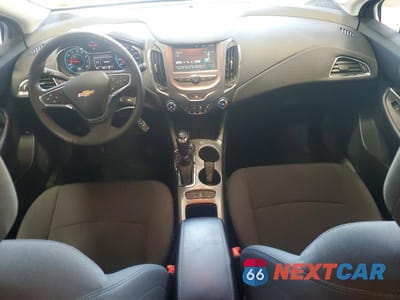 Zdjęcie 8 z 12 samochodu: 2017 CHEVROLET CRUZE LT VIN:1G1BE5SM3H7110561 - miniatura
