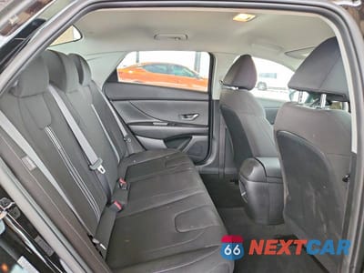 Zdjęcie 10 z 13 samochodu: 2024 HYUNDAI ELANTRA BLUE VIN:KMHLM4DJ5RU115576 - miniatura