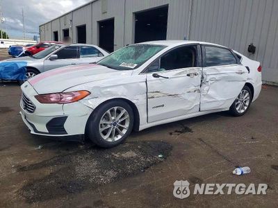 2019 FORD FUSION HYBRID 3FA6P0LU3KR263158 - główne zdjęcie licytacji z USA - miniatura