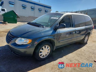 2006 CHRYSLER TOWN & COUNTRY TOURING 2A8GP54L86R836366 - główne zdjęcie licytacji z USA - miniatura