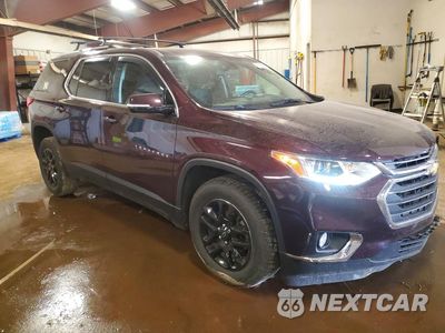 Czwarte zdjęcie samochodu z boku: 2018 CHEVROLET TRAVERSE LT VIN:1GNERGKWXJJ231481 - miniatura