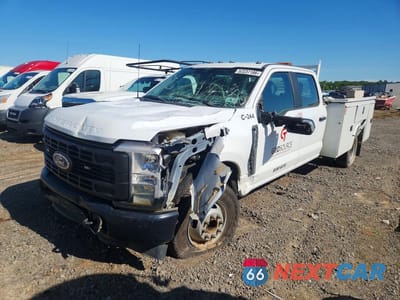2023 FORD F350 SUPER DUTY 1FD8W3GNXPEE14240 - główne zdjęcie licytacji z USA - miniatura