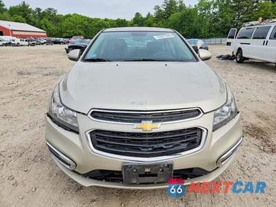 Piąte zdjęcie samochodu w środku: 2015 CHEVROLET CRUZE LT VIN:1G1PC5SB9F7239461 - miniatura