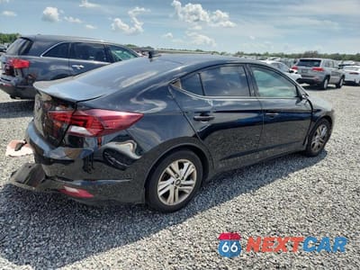 Trzecie zdjęcie samochodu z tyłu: 2019 HYUNDAI ELANTRA SEL VIN:5NPD84LF8KH454309 - miniatura