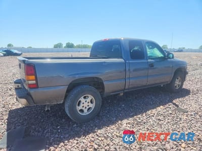 Trzecie zdjęcie samochodu z tyłu: 2000 CHEVROLET SILVERADO K1500 VIN:1GCEK19T3YE104726 - miniatura