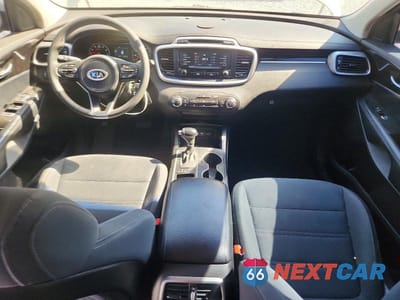 Zdjęcie 8 z 13 samochodu: 2016 KIA SORENTO LX V6 VIN:5XYPGDA51GG093885 - miniatura