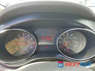 Zdjęcie 9 z 13 samochodu: 2016 KIA SEDONA LX VIN:KNDMB5C12G6202780 - miniatura