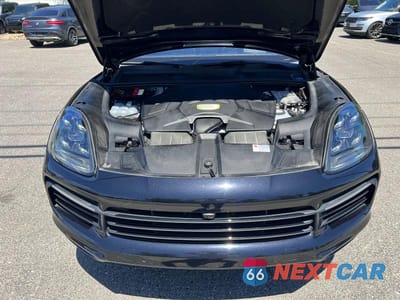 Zdjęcie 8 z 10 samochodu: 2019 PORSCHE CAYENNE SE HYBRID VIN:WP1AE2AY8KDA52072 - miniatura