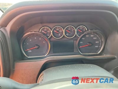 Zdjęcie 9 z 12 samochodu: 2023 CHEVROLET SILVERADO K3500 LT VIN:1GC4YTEY4PF251721 - miniatura