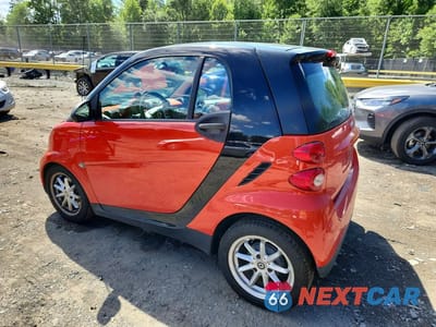 Drugie zdjęcie samochodu z przodu: 2008 SMART FORTWO PURE VIN:WMEEJ31X78K131184 - miniatura