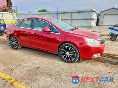 Czwarte zdjęcie samochodu z boku: 2017 BUICK VERANO SPORT TOURING VIN:1G4PR5SK3H4113070 - miniatura