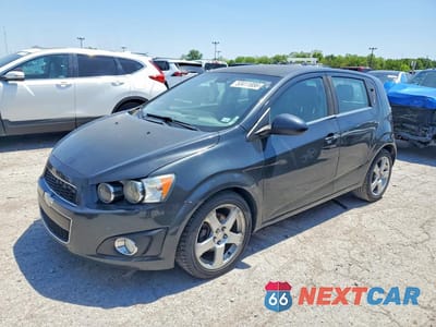 2015 CHEVROLET SONIC LTZ 1G1JE6SB4F4111541 - główne zdjęcie licytacji z USA - miniatura