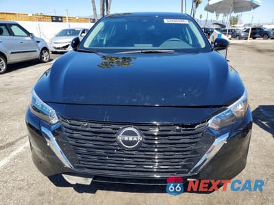 Piąte zdjęcie samochodu w środku: 2025 NISSAN SENTRA S VIN:3N1AB8BVXSY365111 - miniatura