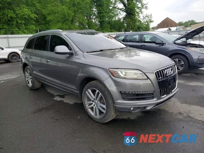 Czwarte zdjęcie samochodu z boku: 2012 AUDI Q7 PREMIUM PLUS VIN:WA1LGAFEXCD010088 - miniatura