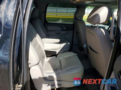 Zdjęcie 11 z 13 samochodu: 2012 CHEVROLET SUBURBAN K1500 LT VIN:1GNSKJE78CR302741 - miniatura