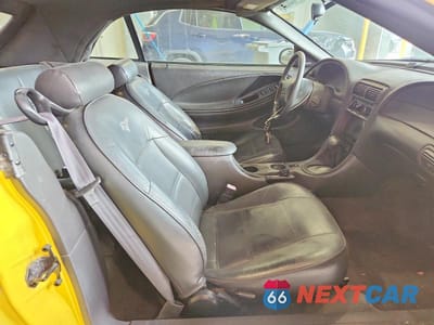 Zdjęcie 10 z 12 samochodu: 2001 FORD MUSTANG VIN:1FAFP44431F142020 - miniatura