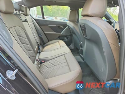 Zdjęcie 10 z 12 samochodu: 2025 BMW 530 XI VIN:WBA53FJ08SCU29075 - miniatura