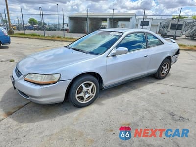 1999 HONDA ACCORD LX 1HGCG3262XA015939 - główne zdjęcie licytacji z USA - miniatura