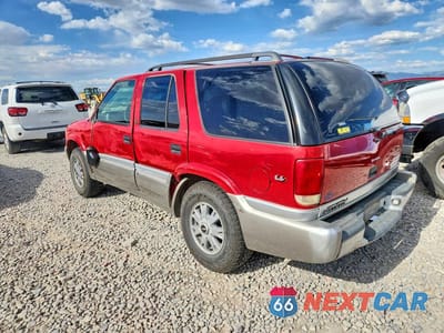 Drugie zdjęcie samochodu z przodu: 1998 GMC JIMMY VIN:1GKDT13W2W2528140 - miniatura