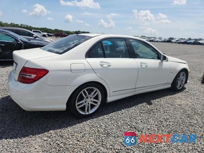 Trzecie zdjęcie samochodu z tyłu: 2012 MERCEDES-BENZ C 250 VIN:WDDGF4HBXCR203302 - miniatura