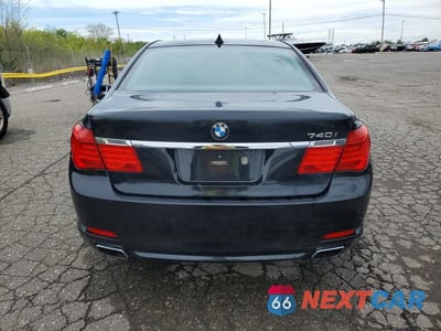 Zdjęcie 6 z 12 samochodu: 2012 BMW 740 I VIN:WBAKA4C59CC613609 - miniatura