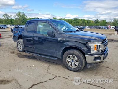 Czwarte zdjęcie samochodu z boku: 2018 FORD F150 SUPER CAB VIN:1FTEX1EB1JFA01156 - miniatura