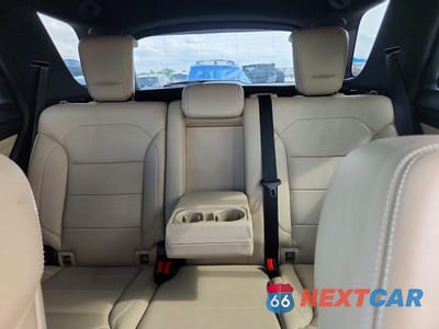 Zdjęcie 10 z 13 samochodu: 2013 MERCEDES-BENZ ML 550 4MATIC VIN:4JGDA7DB4DA100925 - miniatura