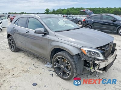 Czwarte zdjęcie samochodu z boku: 2018 MERCEDES-BENZ GLA 250 VIN:WDCTG4EB5JJ444426 - miniatura