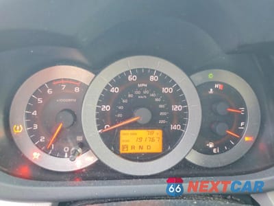 Zdjęcie 9 z 13 samochodu: 2007 TOYOTA RAV4 LIMITED VIN:JTMBD31VX75095057 - miniatura