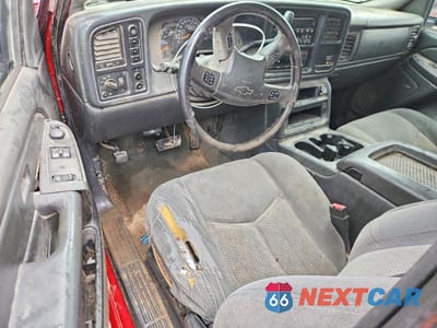 Zdjęcie 8 z 12 samochodu: 2004 CHEVROLET SILVERADO K1500 VIN:2GCEK19T141228506 - miniatura
