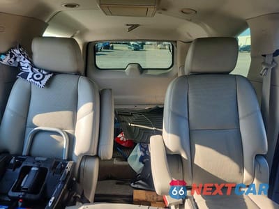 Zdjęcie 10 z 13 samochodu: 2011 CHEVROLET SUBURBAN C1500 LTZ VIN:1GNSCKE06BR390872 - miniatura