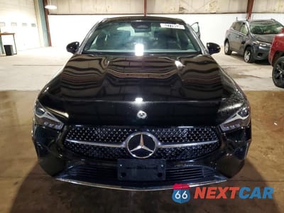 Piąte zdjęcie samochodu w środku: 2025 MERCEDES-BENZ CLA 250 4MATIC VIN:W1K5J4HBXSN509007 - miniatura