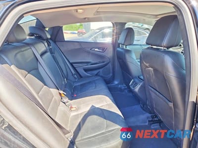 Zdjęcie 10 z 12 samochodu: 2018 CHEVROLET MALIBU LT VIN:1G1ZD5ST8JF281696 - miniatura