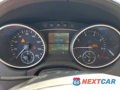 Zdjęcie 9 z 13 samochodu: 2008 MERCEDES-BENZ GL 450 4MATIC VIN:4JGBF71E28A301784 - miniatura