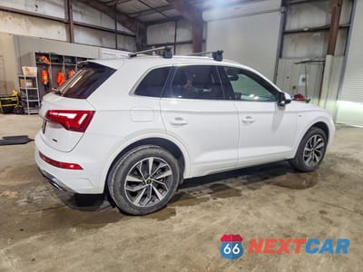 Trzecie zdjęcie samochodu z tyłu: 2024 AUDI Q5 PREMIUM PLUS 45 VIN:WA1EAAFY9R2079878 - miniatura