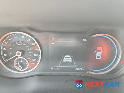 Zdjęcie 9 z 13 samochodu: 2022 GENESIS G70 2.0T VIN:KMTG34TA7NU101183 - miniatura