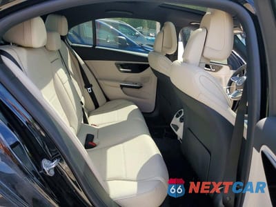 Zdjęcie 10 z 12 samochodu: 2023 MERCEDES-BENZ C 300 4MATIC VIN:W1KAF4HB6PR126472 - miniatura