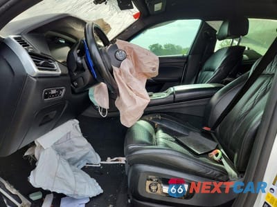 Zdjęcie 7 z 13 samochodu: 2021 BMW X6 M50I VIN:5UXCY8C07M9D95829 - miniatura