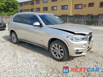 Czwarte zdjęcie samochodu z boku: 2015 BMW X5 XDRIVE35I VIN:5UXKR0C56F0P12302 - miniatura