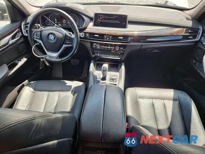 Zdjęcie 8 z 13 samochodu: 2016 BMW X6 XDRIVE35I VIN:5UXKU2C54G0N80345 - miniatura