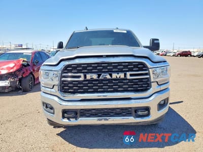 Piąte zdjęcie samochodu w środku: 2024 RAM 2500 BIG HORN VIN:3C6UR5DJ8RG323509 - miniatura