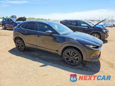 Czwarte zdjęcie samochodu z boku: 2021 MAZDA CX-30 VIN:3MVDMBAY1MM233781 - miniatura