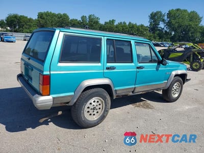 Trzecie zdjęcie samochodu z tyłu: 1996 JEEP CHEROKEE COUNTRY VIN:1J4FJ78S1TL164134 - miniatura