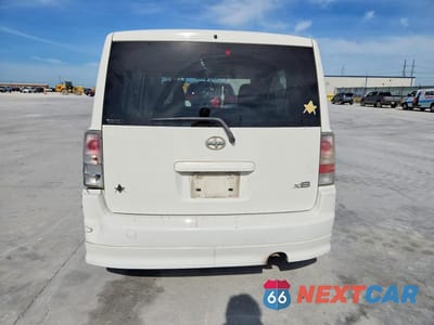 Zdjęcie 6 z 12 samochodu: 2005 TOYOTA SCION XB VIN:JTLKT324654003393 - miniatura