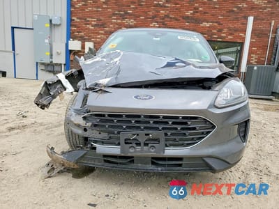 Piąte zdjęcie samochodu w środku: 2021 FORD ESCAPE SE VIN:1FMCU0G62MUB20565 - miniatura