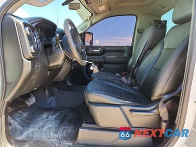 Zdjęcie 7 z 12 samochodu: 2020 GMC SIERRA K3500 VIN:1GT39SE78LF254447 - miniatura